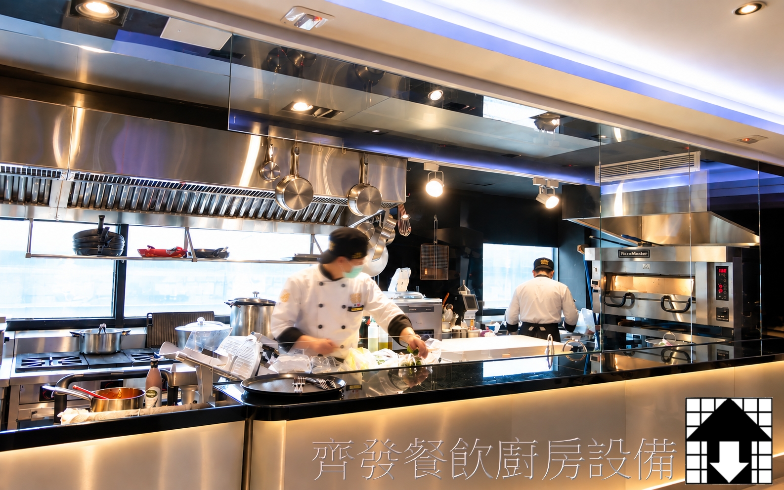 多國料理餐廳廚房